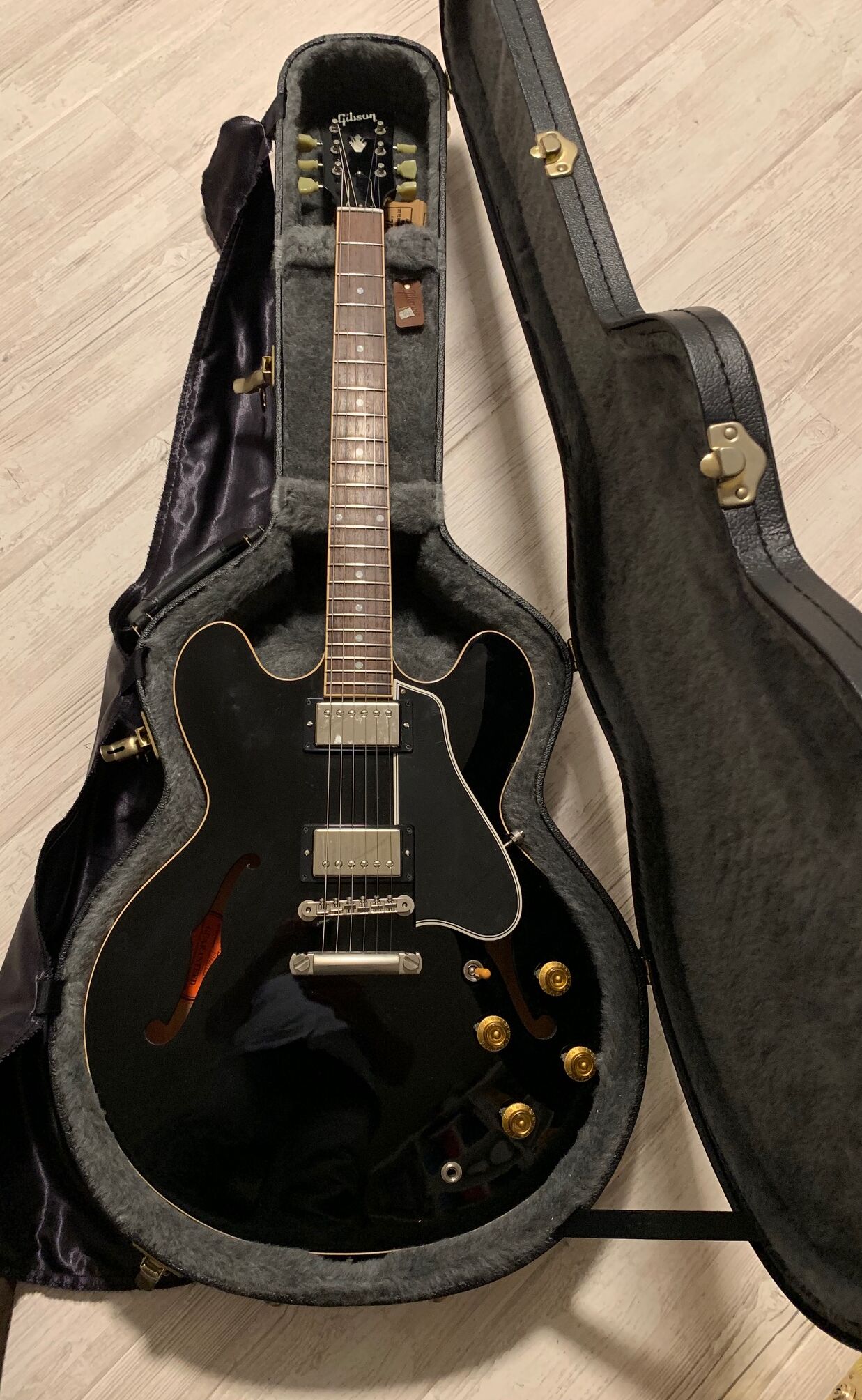 Gibson ES335